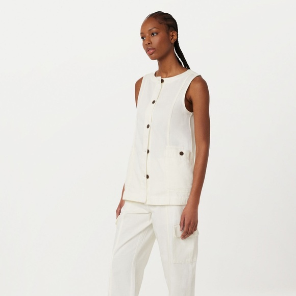 Frank & Oak // - Picture 2 of 6